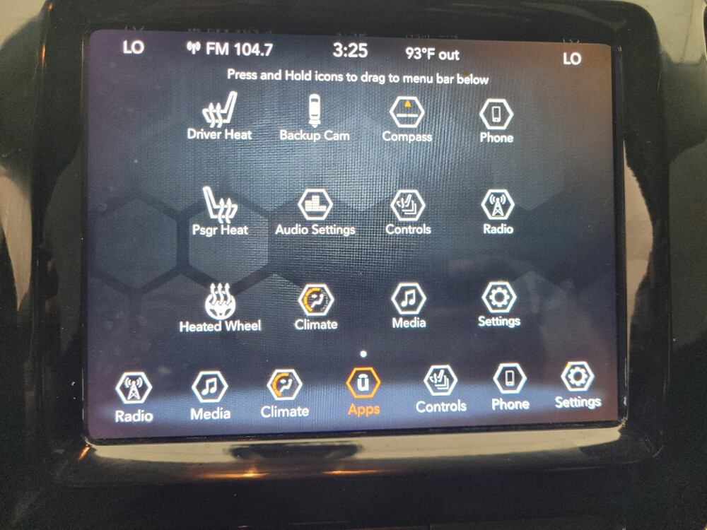 2020 Jeep Cherokee in Tampa, FL 33619 - 18112334 25