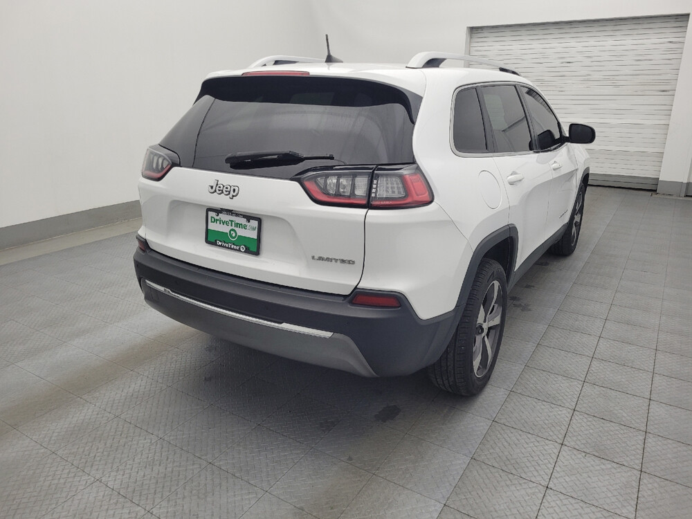 2020 Jeep Cherokee in Tampa, FL 33619 - 18112334 7