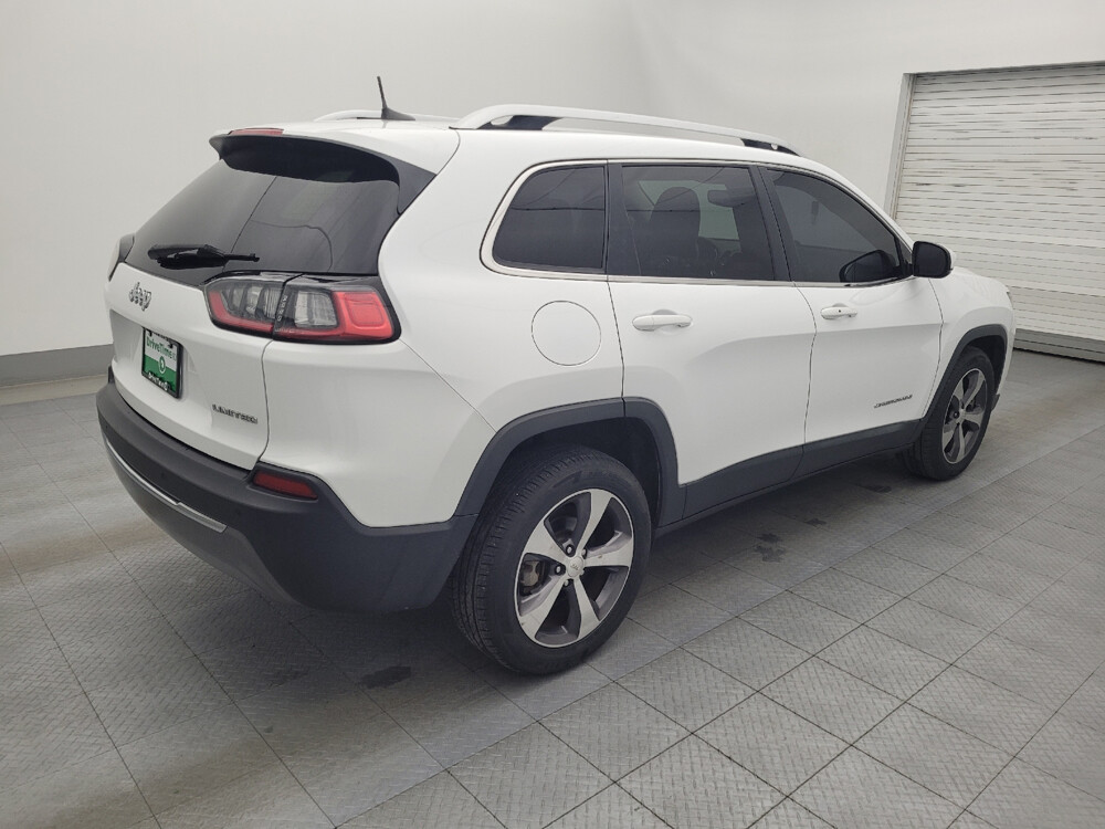 2020 Jeep Cherokee in Tampa, FL 33619 - 18112334 10