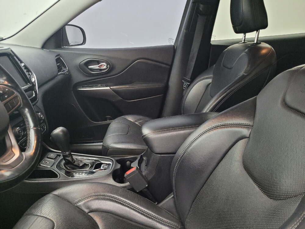 2020 Jeep Cherokee in Tampa, FL 33619 - 18112334 17