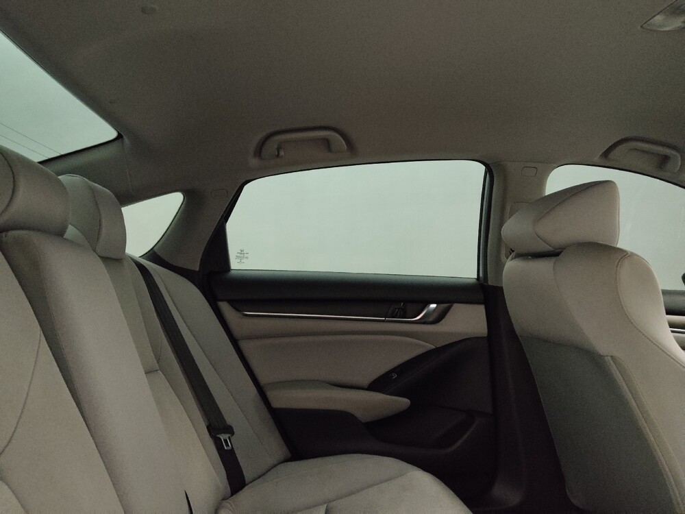 2018 Honda Accord in Bradenton, FL 34207 - 18112338 19