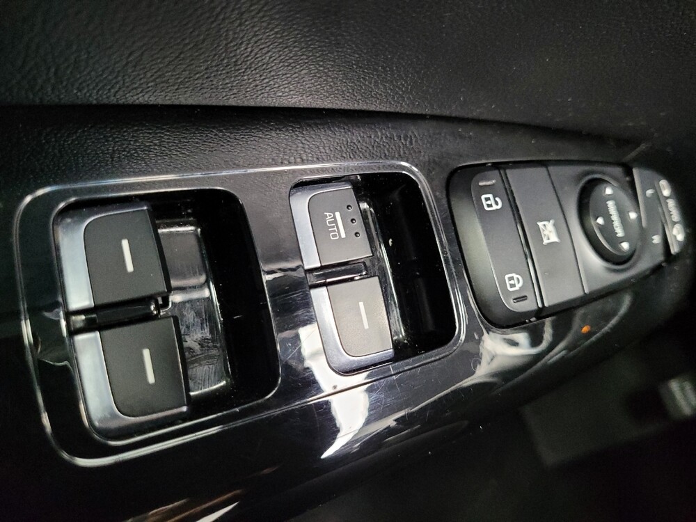 2017 Kia Sportage in Reno, NV 89502 - 18112346 27