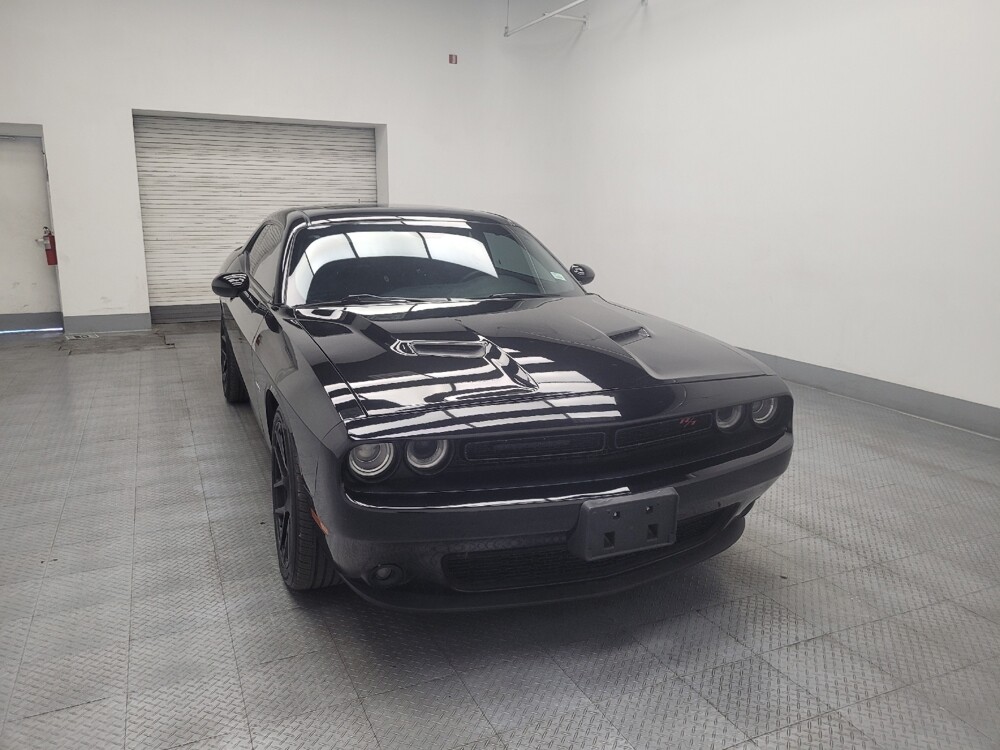 2015 Dodge Challenger in Las Vegas, NV 89104 - 18112350 14