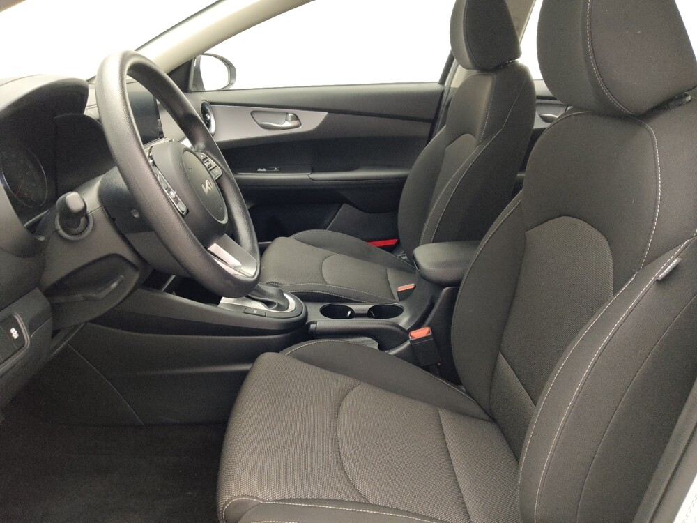 2024 Kia Forte in Macon, GA 31210 - 18112354 17