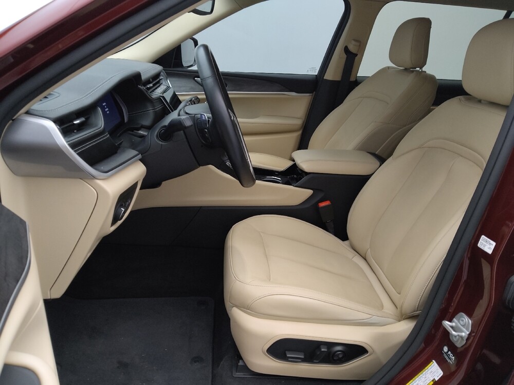 2021 Jeep Grand Cherokee L in Gladstone, MO 64118 - 18112358 17