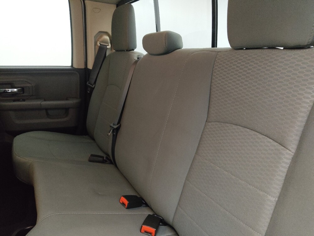 2016 RAM 1500 in Hialeah, FL 33014 - 18112365 18