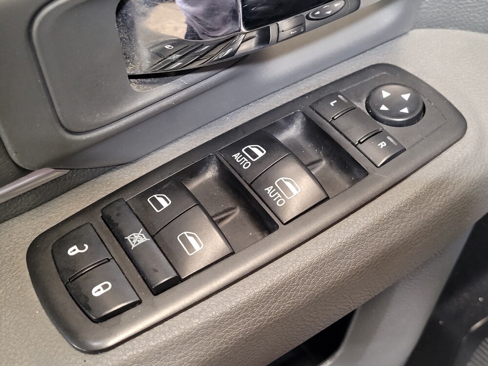 2016 RAM 1500 in Hialeah, FL 33014 - 18112365 27