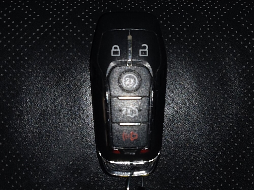 2016 Lincoln MKX in Hialeah, FL 33014 - 18112368 32