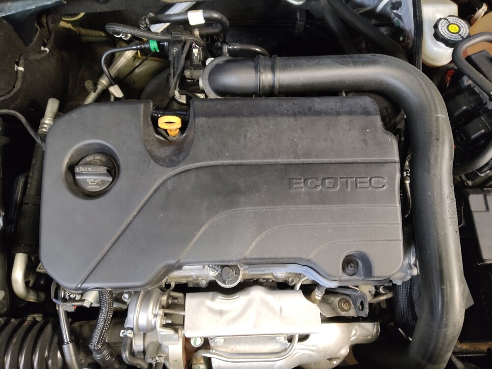 2020 Chevrolet Malibu in Salem, VA 24153 - 18112383 30