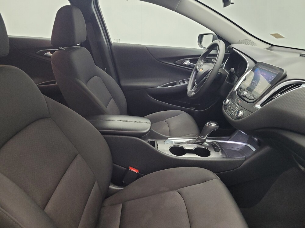 2020 Chevrolet Malibu in Salem, VA 24153 - 18112383 21
