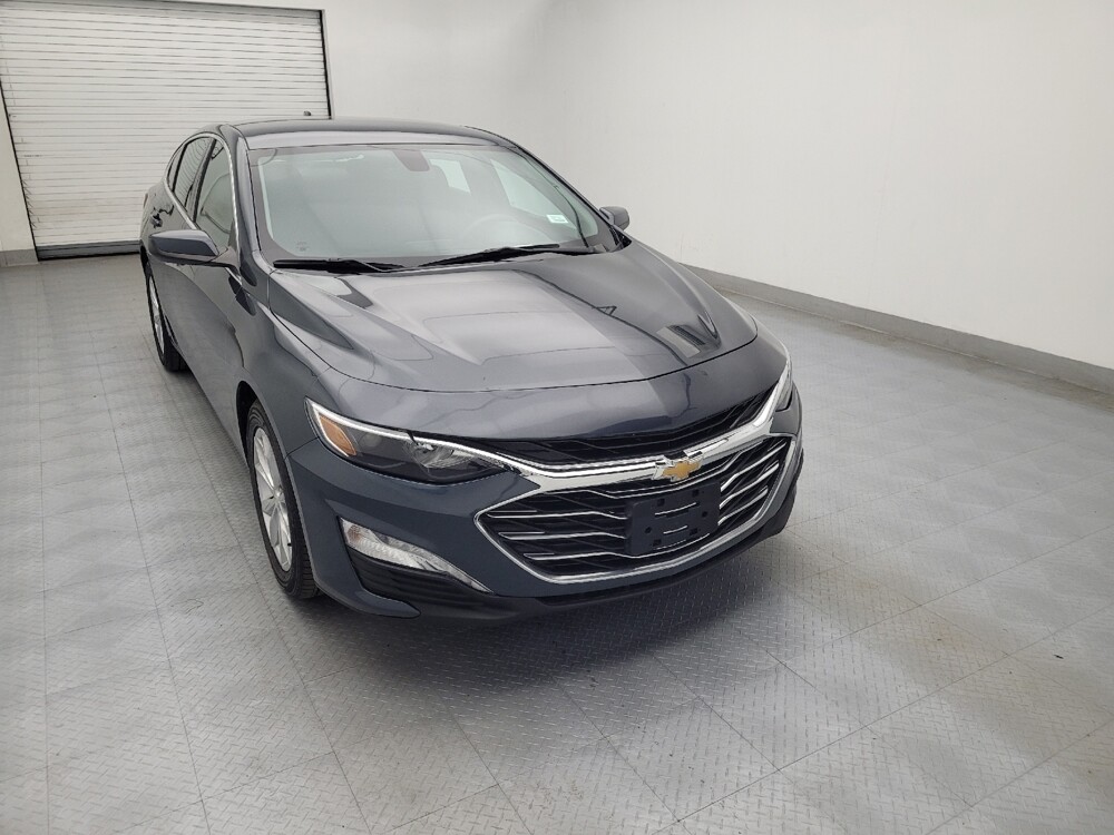 2020 Chevrolet Malibu in Salem, VA 24153 - 18112383 14