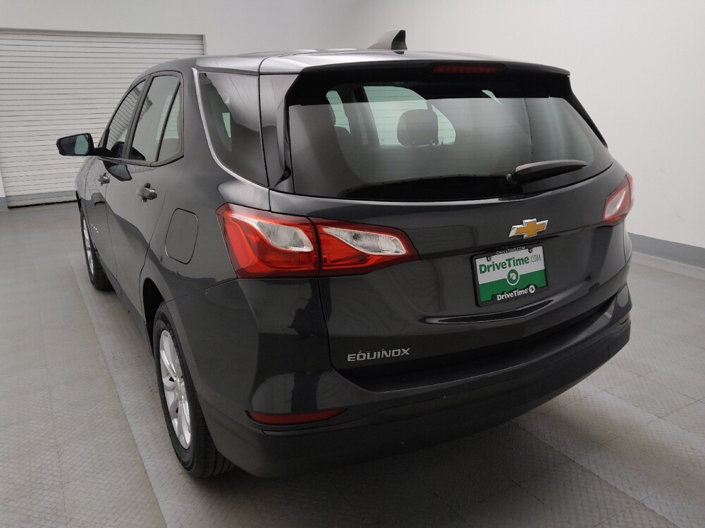 2020 Chevrolet Equinox in Lakewood, CO 80215 - 18112387 6