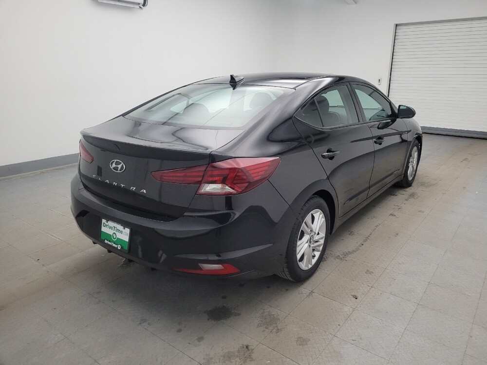 2020 Hyundai Elantra in Maple Heights, OH 44137 - 18112403 9