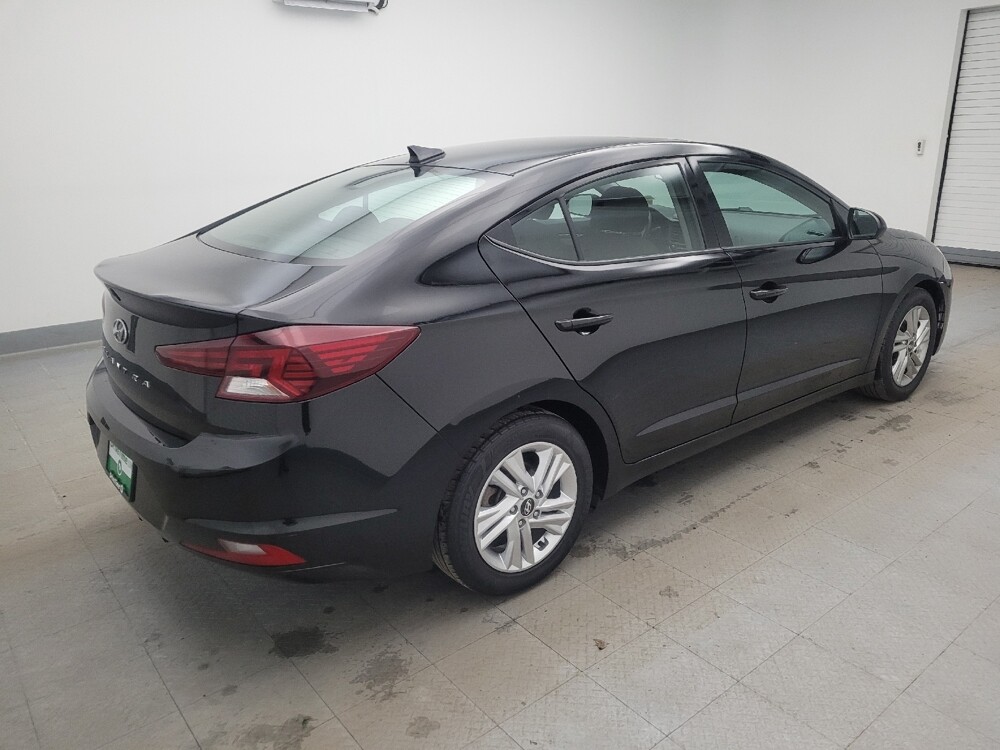 2020 Hyundai Elantra in Maple Heights, OH 44137 - 18112403 10