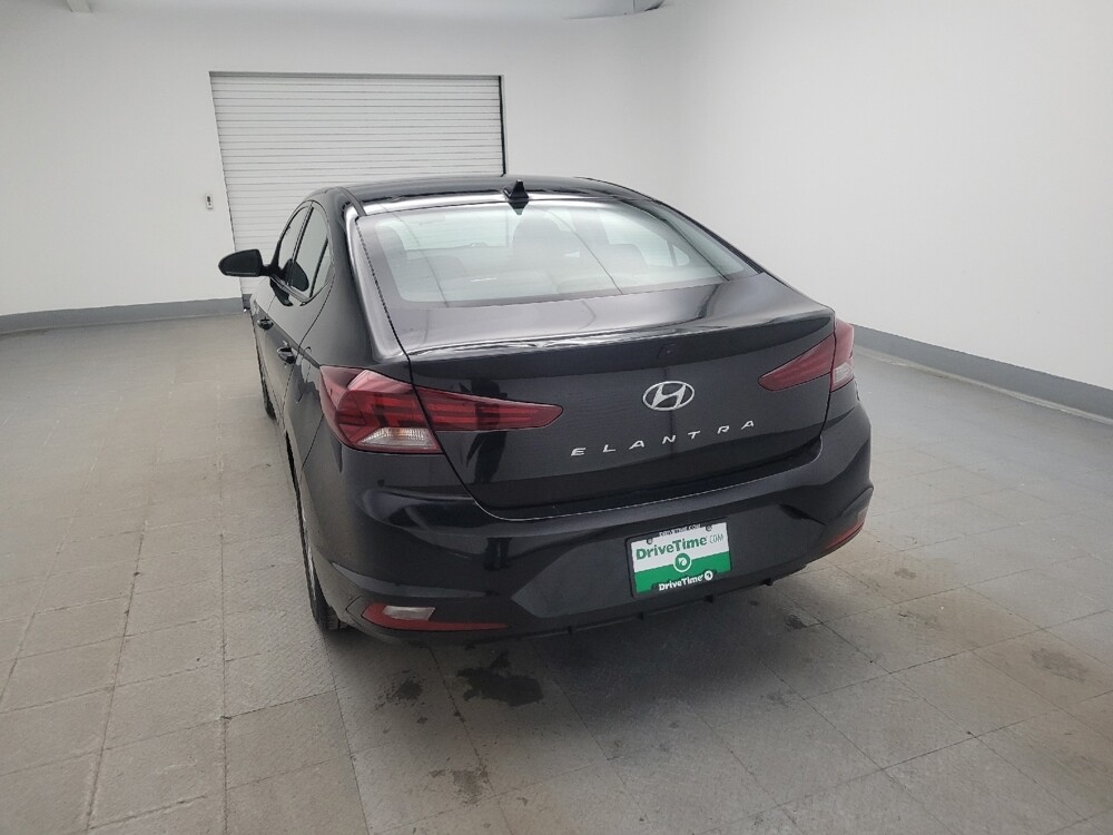 2020 Hyundai Elantra in Maple Heights, OH 44137 - 18112403 6