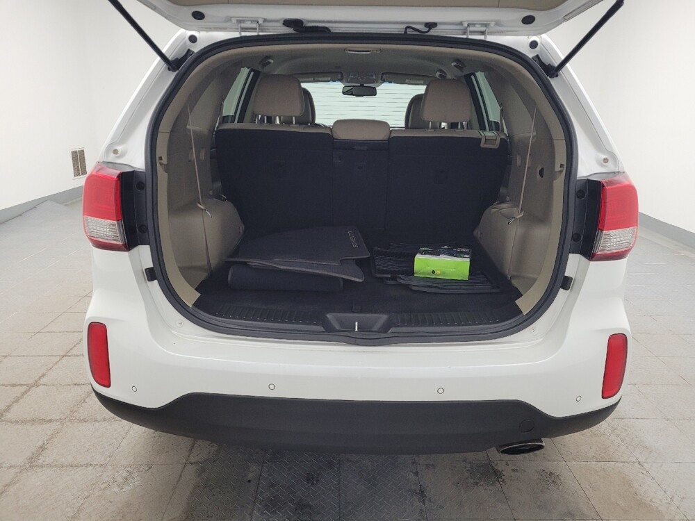 2015 Kia Sorento in Columbus, OH 43228 - 18112404 29