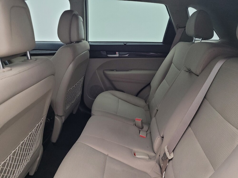 2015 Kia Sorento in Columbus, OH 43228 - 18112404 18