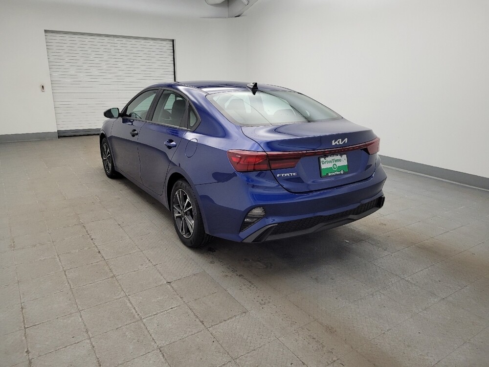 2023 Kia Forte in Maple Heights, OH 44137 - 18112405 5