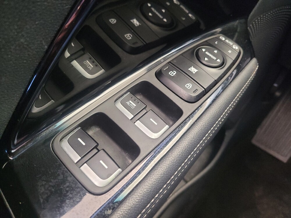 2022 Kia Niro in Maple Heights, OH 44137 - 18112407 27