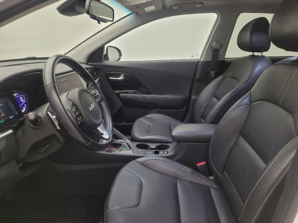 2022 Kia Niro in Maple Heights, OH 44137 - 18112407 17