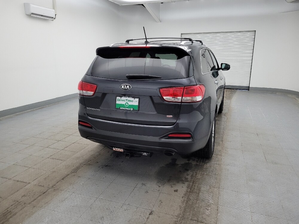 2017 Kia Sorento in Maple Heights, OH 44137 - 18112408 7