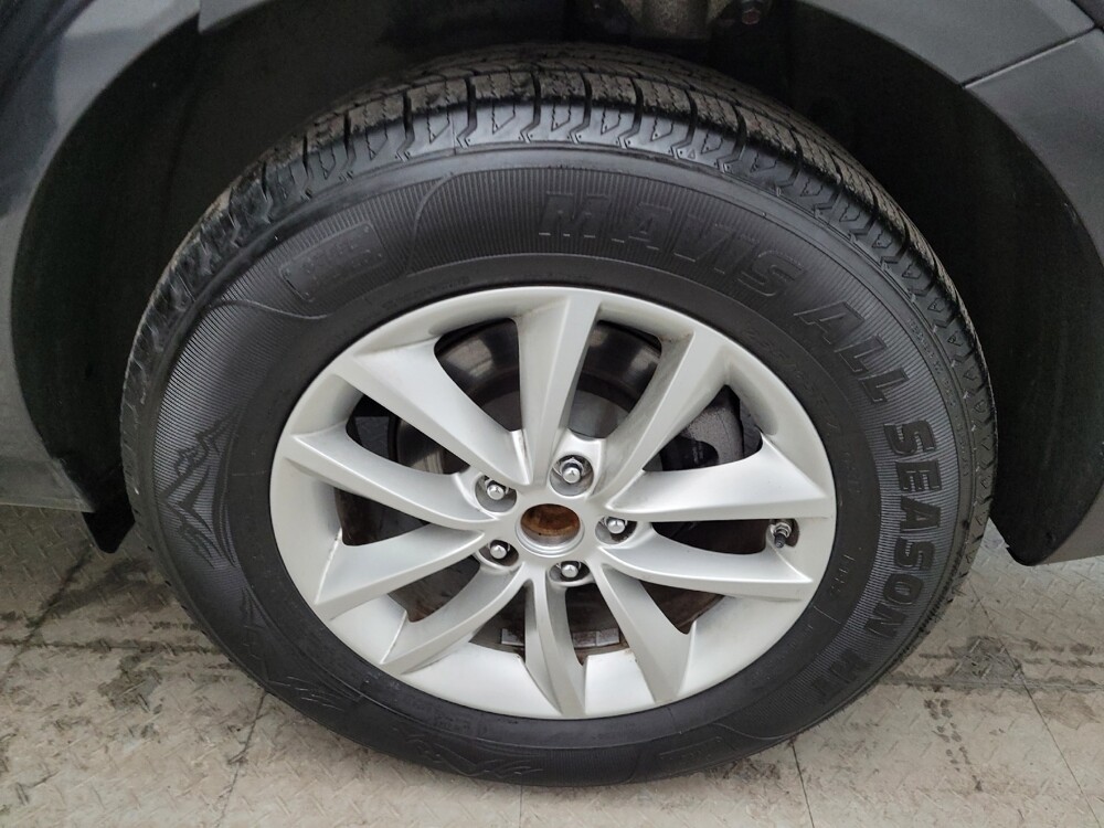 2017 Kia Sorento in Maple Heights, OH 44137 - 18112408 31