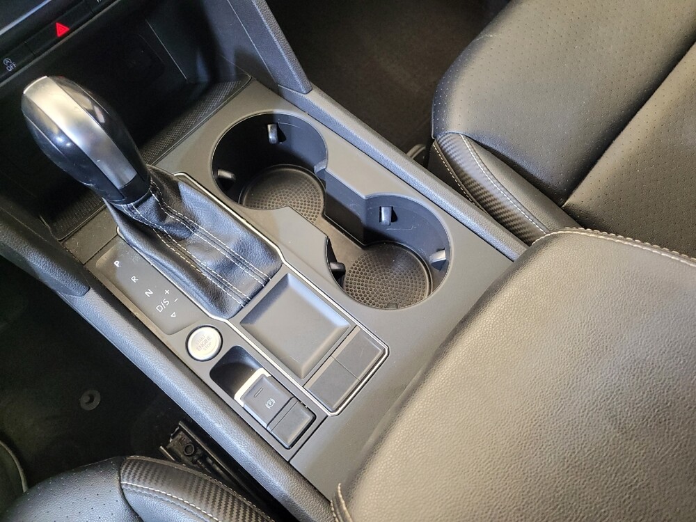 2021 Volkswagen Atlas in Maple Heights, OH 44137 - 18112409 26