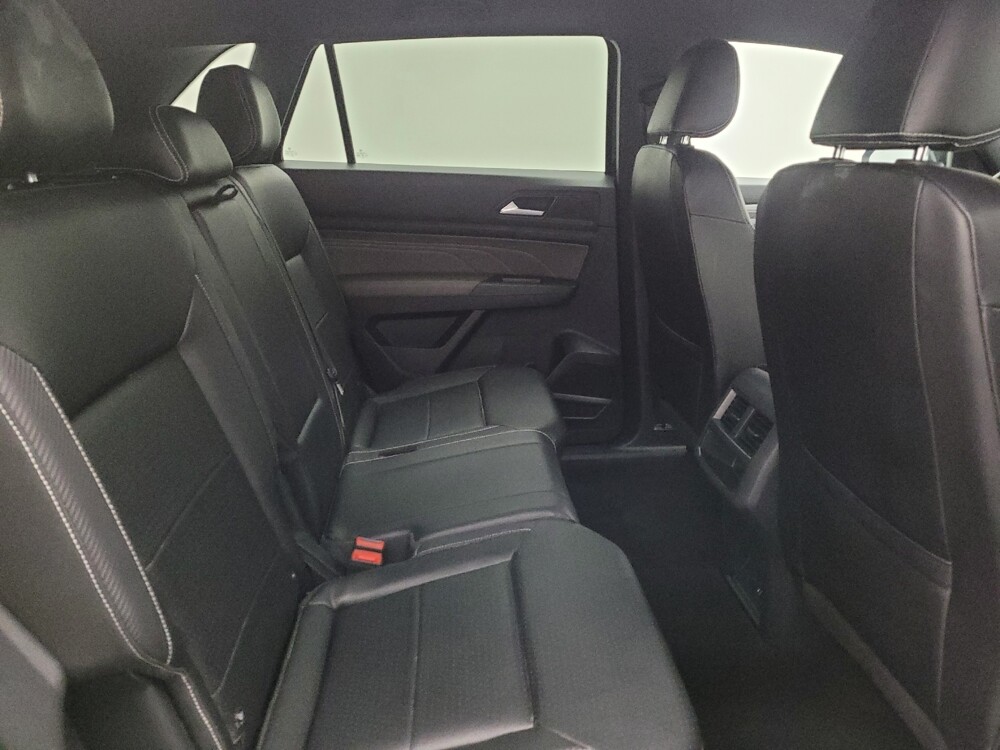 2021 Volkswagen Atlas in Maple Heights, OH 44137 - 18112409 19