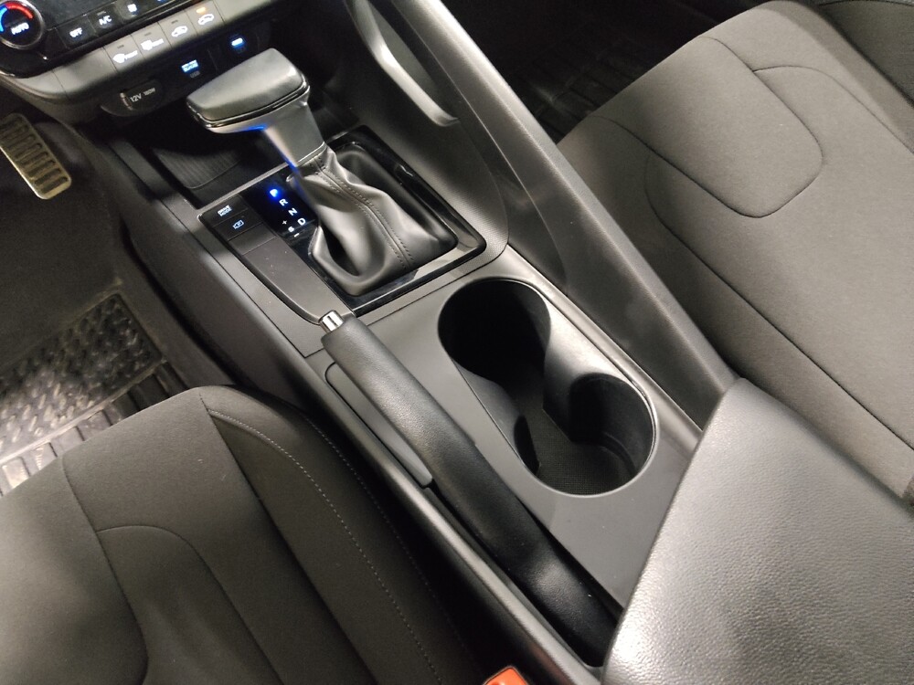 2025 Hyundai Elantra in Columbus, OH 43228 - 18112410 26