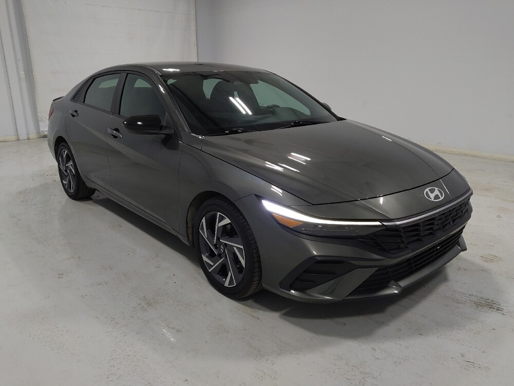 2025 Hyundai Elantra in Columbus, OH 43228 - 18112410 13