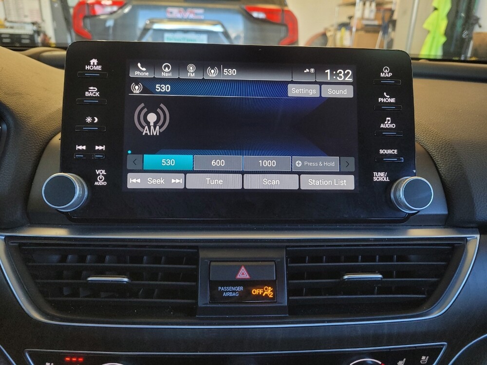 2019 Honda Accord in Maple Heights, OH 44137 - 18112413 25