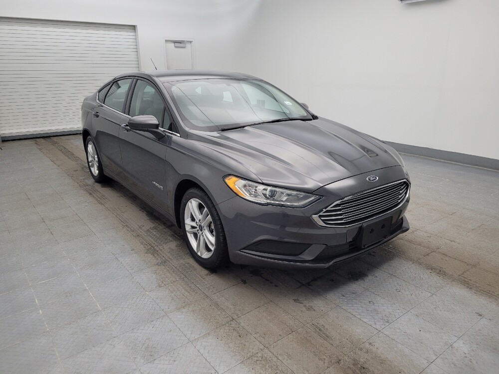 2018 Ford Fusion in Maple Heights, OH 44137 - 18112415 13
