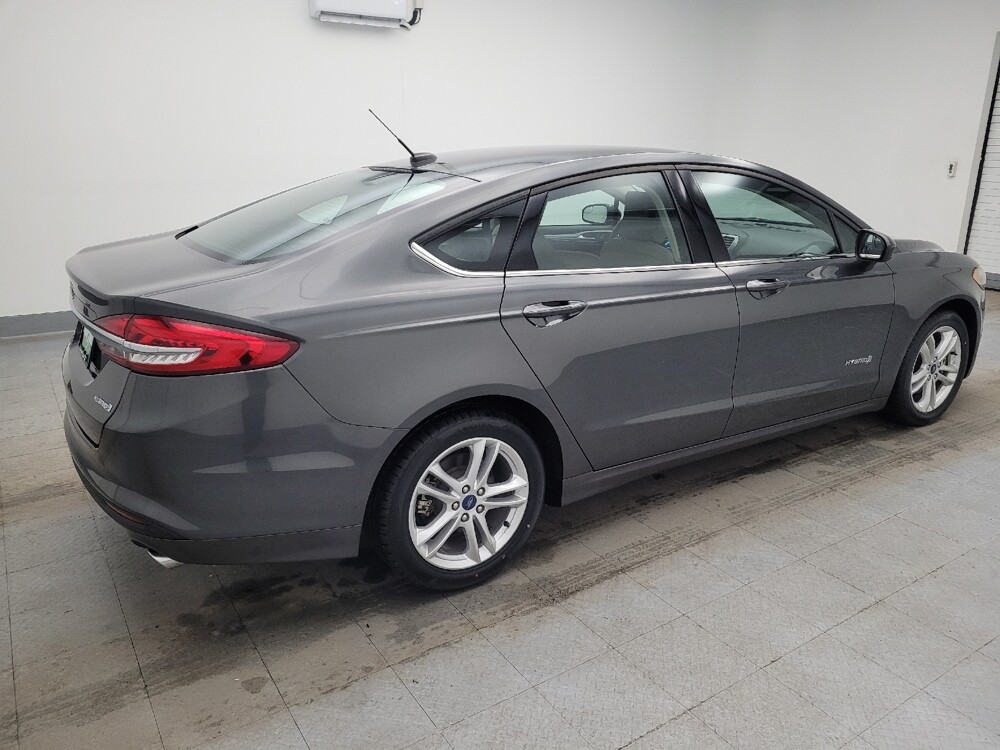 2018 Ford Fusion in Maple Heights, OH 44137 - 18112415 10