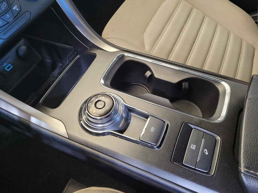 2018 Ford Fusion in Maple Heights, OH 44137 - 18112415 26