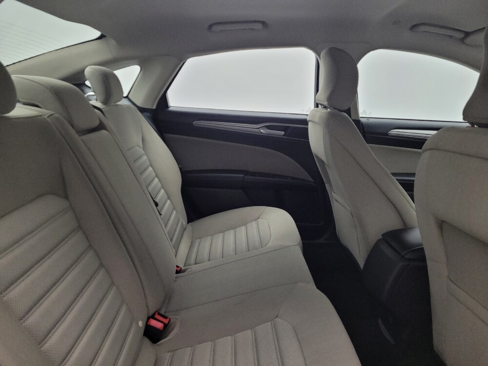 2018 Ford Fusion in Maple Heights, OH 44137 - 18112415 19