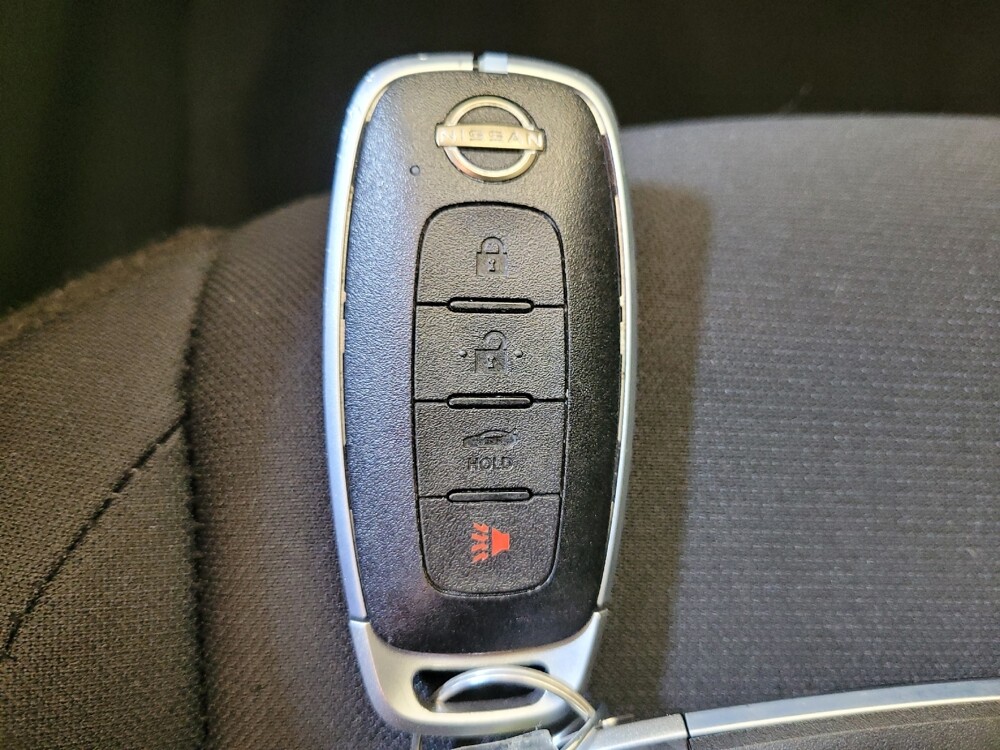 2025 Nissan Sentra in Maple Heights, OH 44137 - 18112421 32