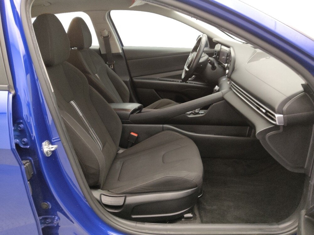 2021 Hyundai Elantra in St. Louis, MO 63136 - 18112431 21