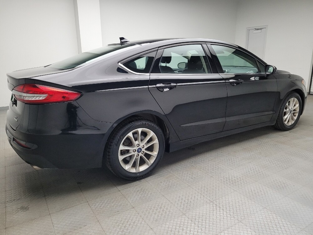 2020 Ford Fusion in St. Louis, MO 63125 - 18112434 10