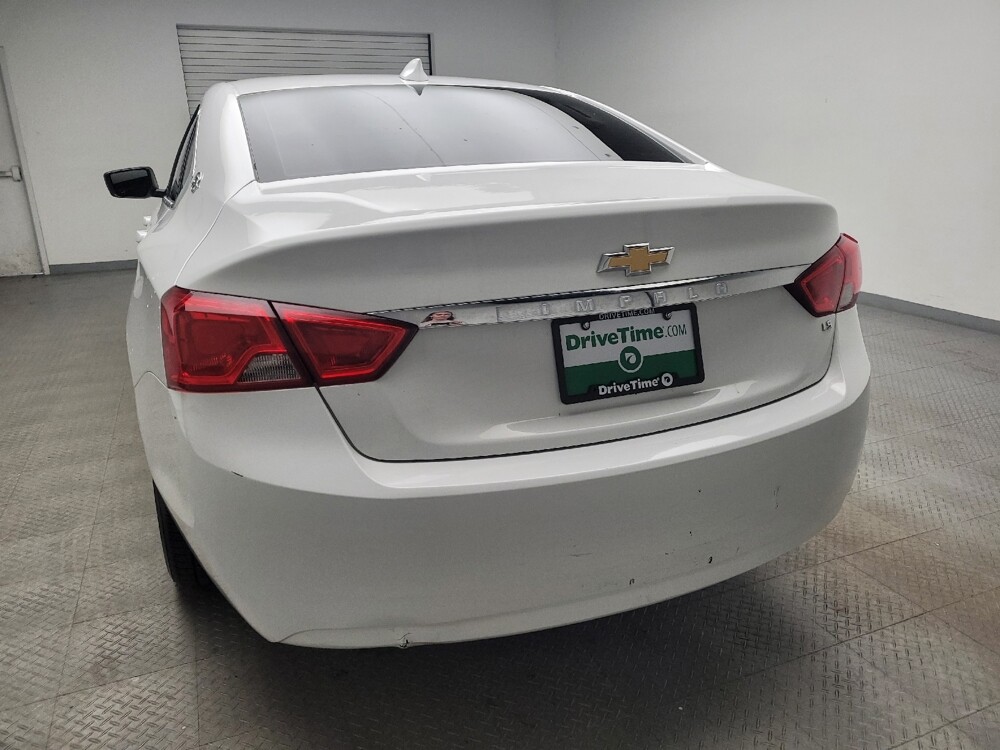 2015 Chevrolet Impala in Eastpointe, MI 48021 - 18112435 6