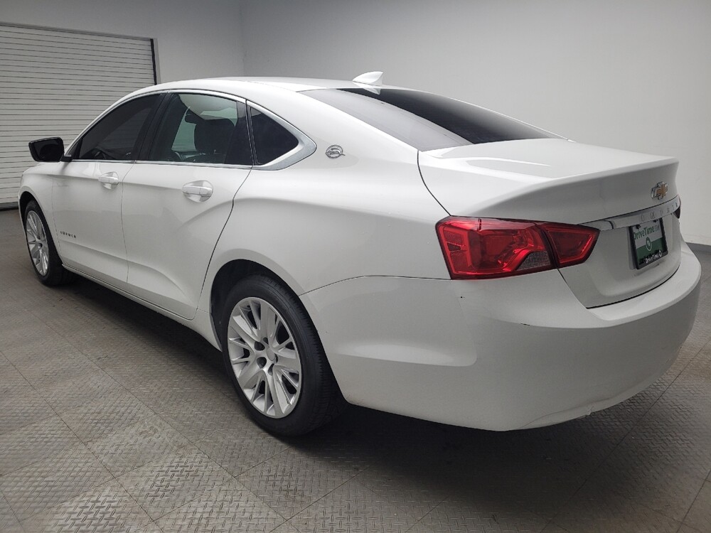2015 Chevrolet Impala in Eastpointe, MI 48021 - 18112435 3