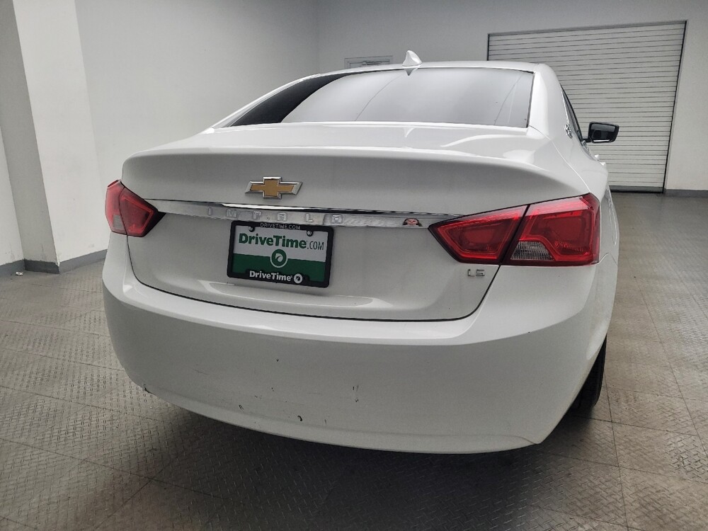2015 Chevrolet Impala in Eastpointe, MI 48021 - 18112435 7