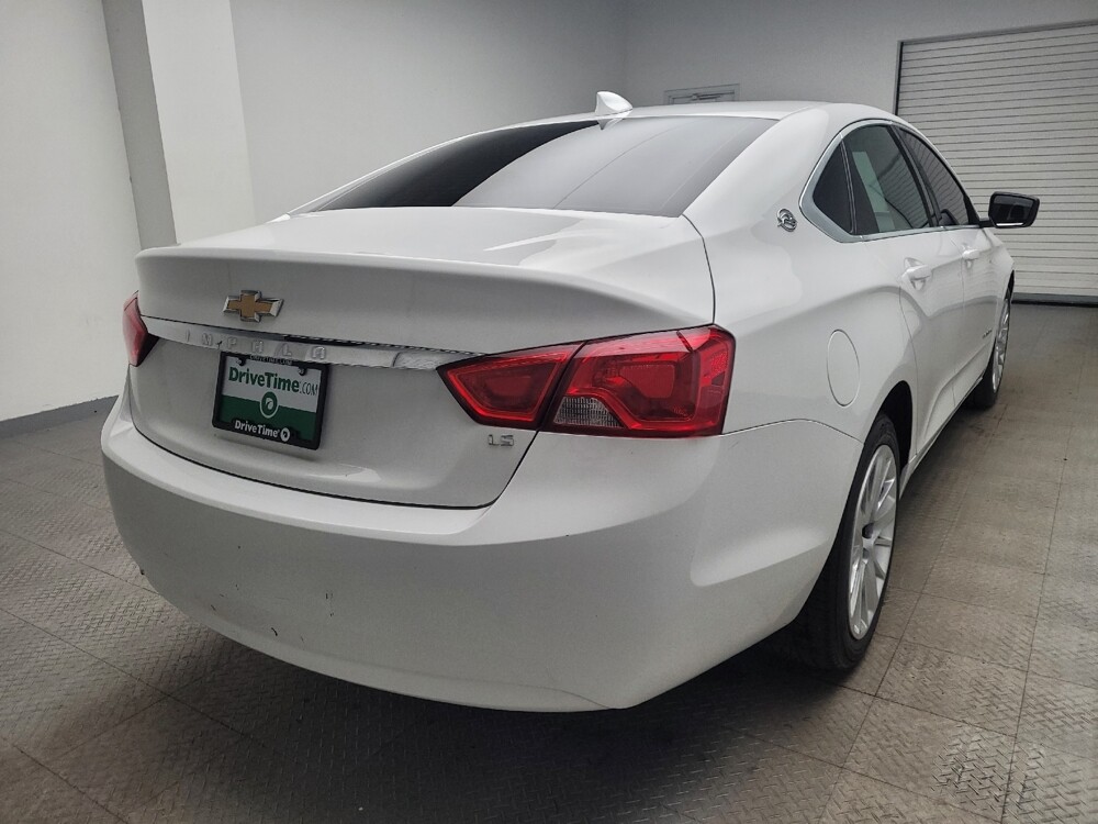 2015 Chevrolet Impala in Eastpointe, MI 48021 - 18112435 9