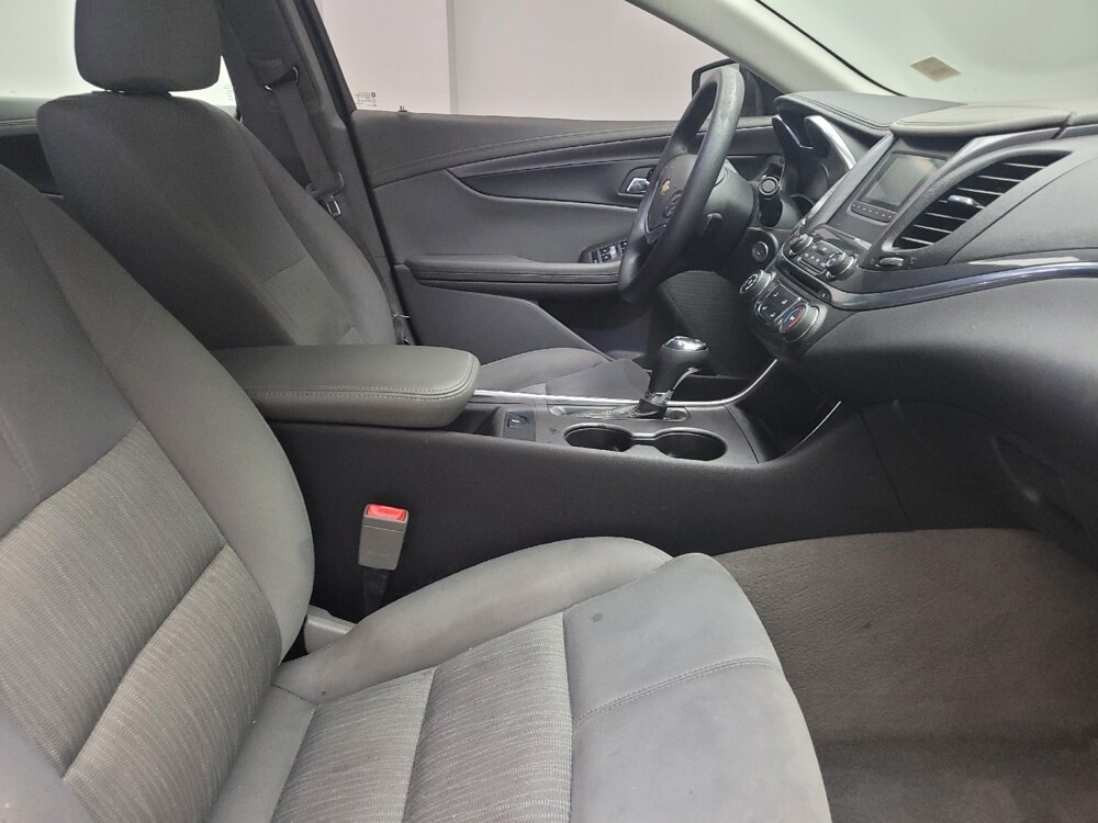 2015 Chevrolet Impala in Eastpointe, MI 48021 - 18112435 21