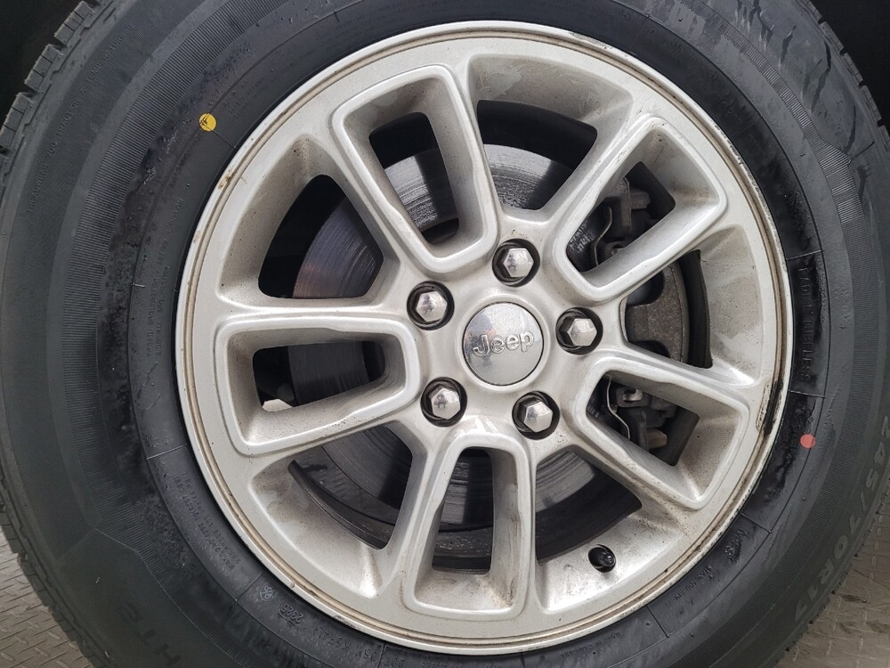 2019 Jeep Grand Cherokee in Eastpointe, MI 48021 - 18112440 31