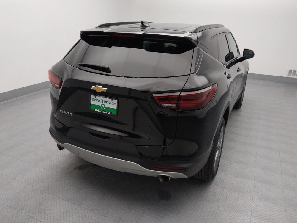 2024 Chevrolet Blazer in Gladstone, MO 64118 - 18112441 7