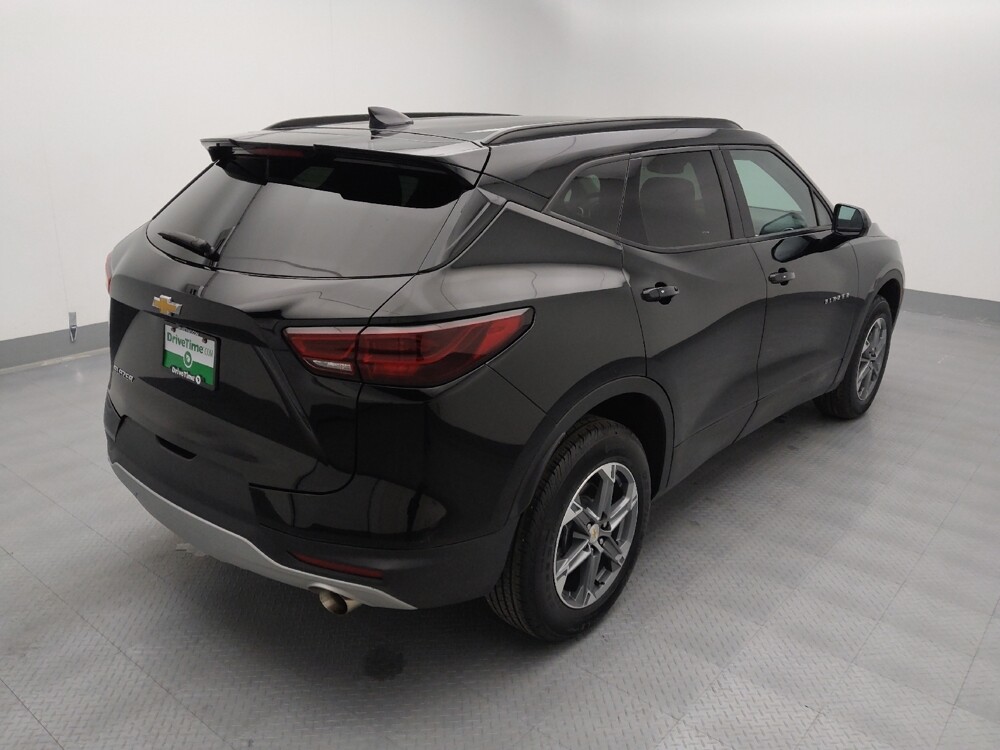 2024 Chevrolet Blazer in Gladstone, MO 64118 - 18112441 9