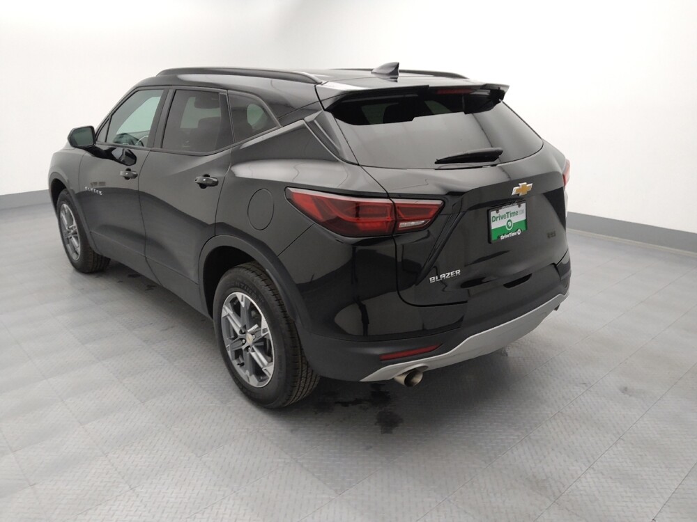 2024 Chevrolet Blazer in Gladstone, MO 64118 - 18112441 5