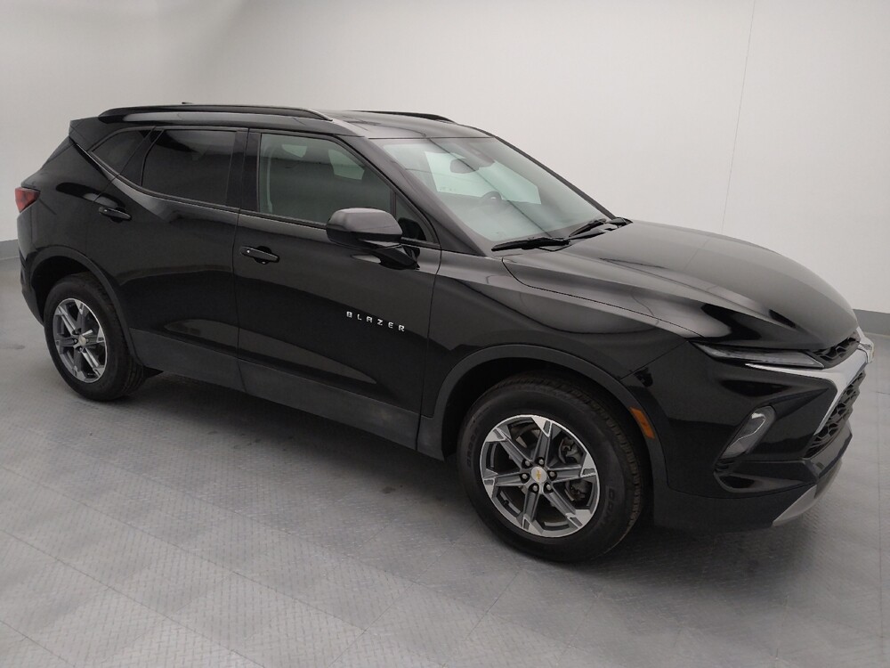 2024 Chevrolet Blazer in Gladstone, MO 64118 - 18112441 11