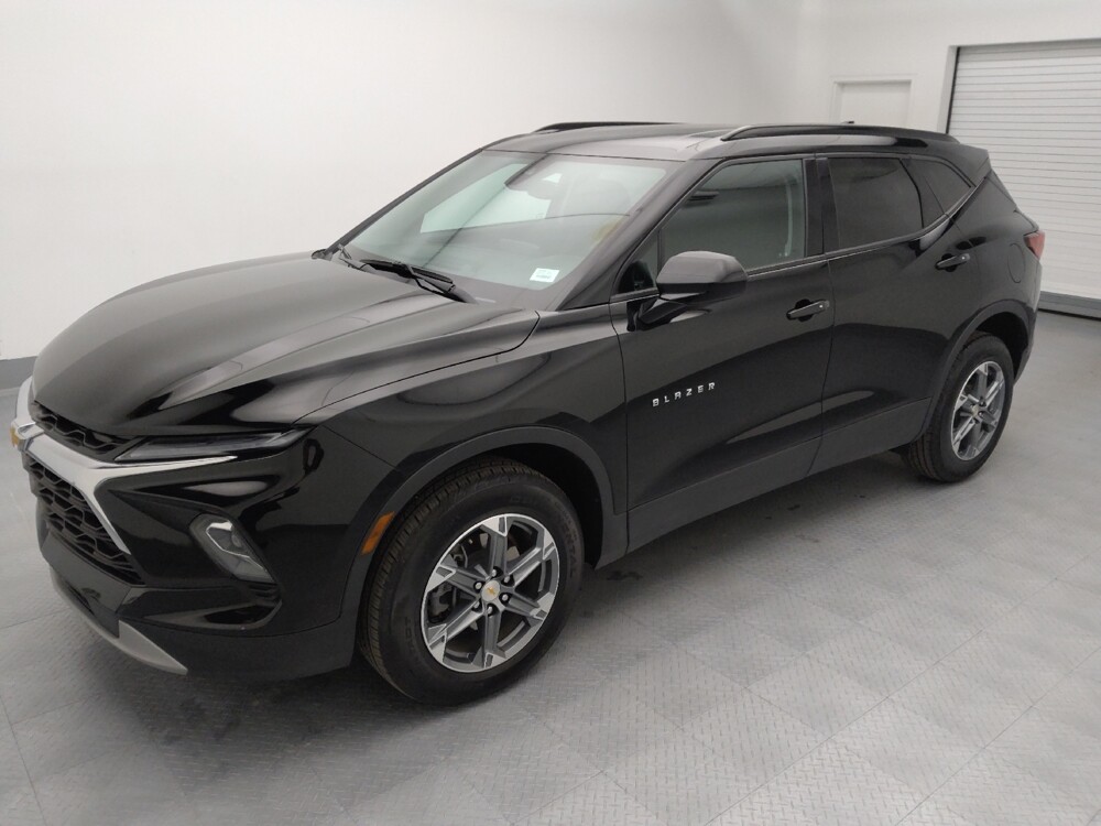 2024 Chevrolet Blazer in Gladstone, MO 64118 - 18112441 2