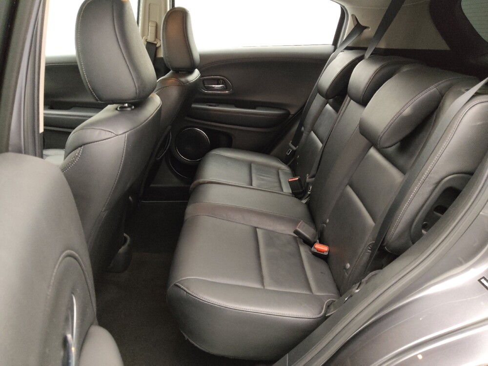 2018 Honda HR-V in Gladstone, MO 64118 - 18112442 18